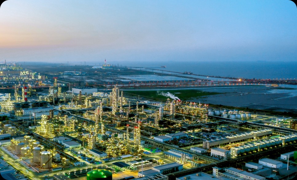 必发888“三位一体”AI巡检天团落地镇海炼化“巨无霸”罐区